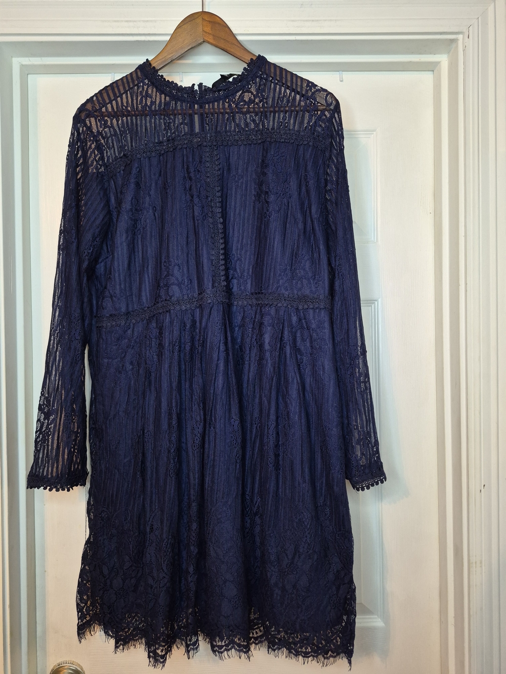 Suzanne Betro Navy Lace Detail Dress 1x